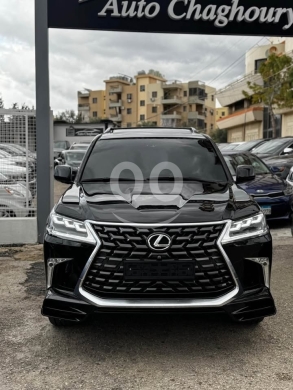 لكزس في زغرتا - Lexus 570 LX model 2011