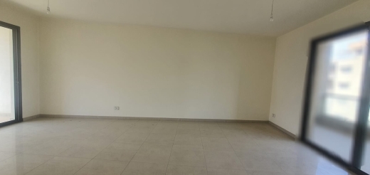 150 Sqm Apartment for Sale in Antelias - El Metn — 6
