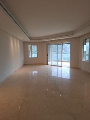 Apartments for sale dans Zouk Mikaël - Apartment with Private Terrace for Sale in Zouk Mikael