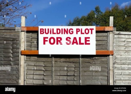 Commercials for sale dans Ras-Meska - Under-Construction Building for Sale in Ras Osta - Jbeil!