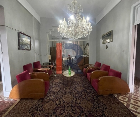 R9-3787 Apartment for Rent in Azmi – Tripoli, 280 m²