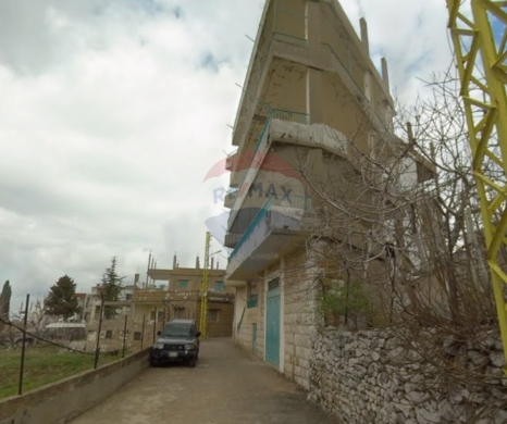 R9-3794 Land for Sale in Bikaasefrine – Danniyeh, 1,100 m², Zoning 20/40, Residential أرض للبيع في بقاعصفيرين الضنية – 1,100 م²، سكنية، تصنيف 20/40