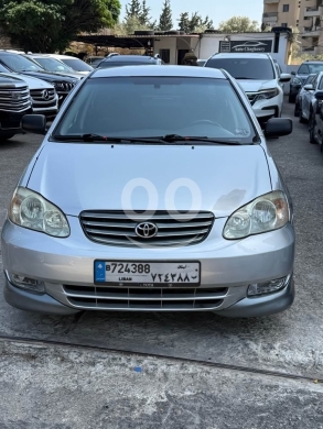 Toyota corolla model 2004