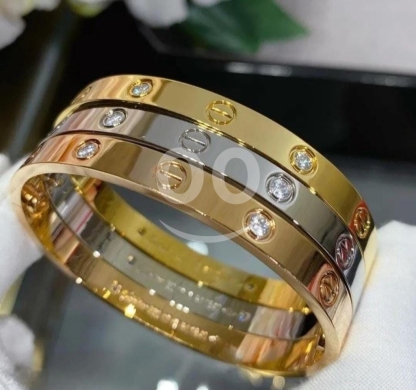طقم أساور كرتييه أنيقة | Elegant Cartier Style Bracelet Set