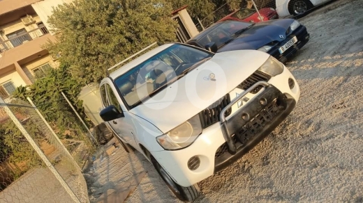 Mitsubishi model 2009