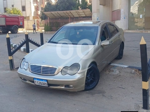 Mercedes 240 model 2003
