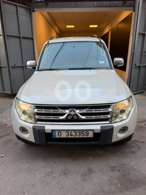 ‎Pajero 2009