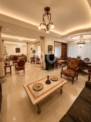 شقة مفروشة للبيع في قريطم مساحة 250 متر | Furnished Apartment For Sale in Qoreitem 250sqm