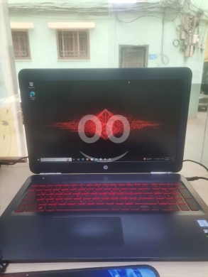 HP OMEN 17 GAMING CORE