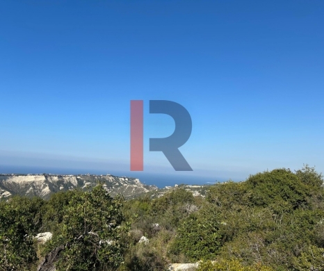 R9-3827 Land for Sale in Aabrine – Batroun, 1,550 m², Sea View