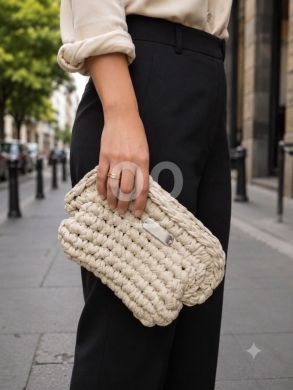 حقيبة يد نسائية كروشيه يدوية أنيقة Elegant Handmade Crochet Women's Handbag