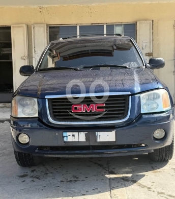 GMC envoy model 2002