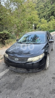 Kia cerato 2013