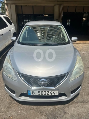 Nissan Tiida 2015