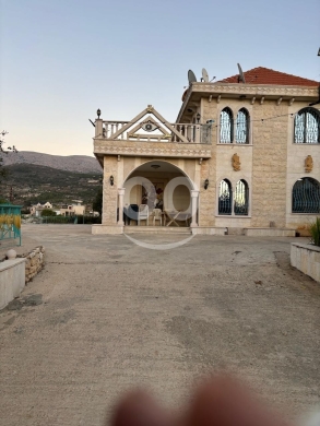 عقار فاخر مساحة 4000 م مع فيلا دوبلكس في بعذران الشوف | Luxury 4000sqm Estate With Stone Duplex