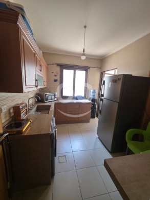 شقة مع تراس واسع للبيع في ضم وفارز - طوارئ المظلوم | Apartment with Large Terrace for Sale in Dam an