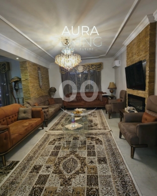 شقة واسعة للبيع في شارع المئتين طرابلس | Spacious Apartment for Sale Al Mitain Tripoli