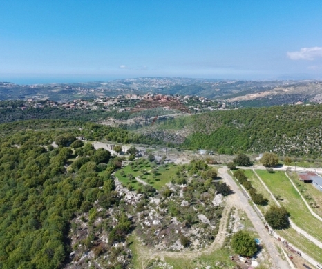 R9-3841 Land for Sale in Shebwata – Batroun, 11,765 m², Residential Zoning 20/40أرض للبيع في البترون، 11,765 م²، تصنيف سكني 20/40