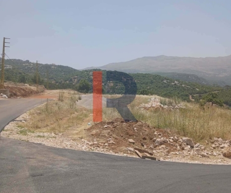 R9-3849 Land for Sale in Mten El Msaiqa – Mount Lebanon, 3,000 m², Residential Zoning 20… — 3