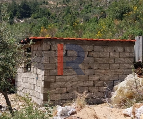 R9-3813 Land for Sale in Hadtoun – Keserwan, 1,565 m², Agricultural — 2