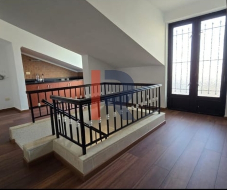 R9-3861 Duplex for Sale in Mansouriyeh – Matn, 270 m² + Terrace, Furnished — 4