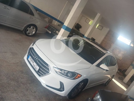 Elantra 2018