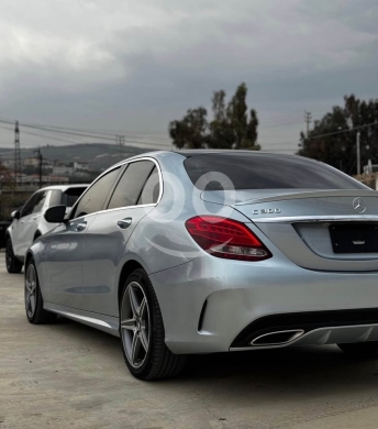 Mercedes C300 model 2015 — 3