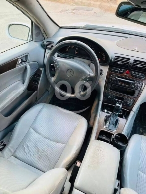 Mercedes C240 Model 2002 — 6