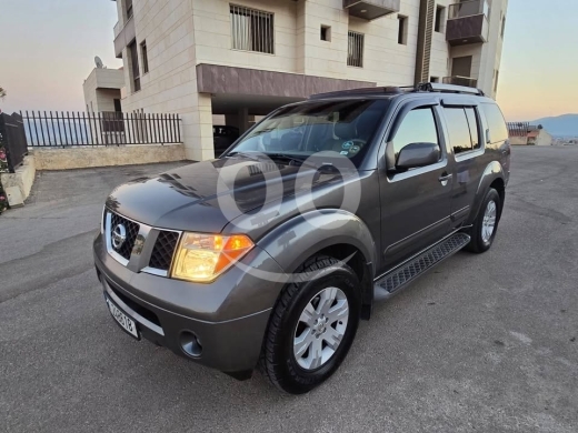 NISSAN PATHFINDER 2005