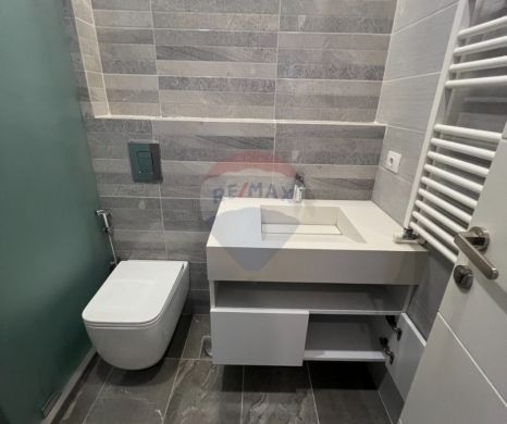 R9-3875 Villa for Sale in Balamand – Koura, 240 m², Sea & Mountain Viewفيلا للبيع في البلمند – الكورة، 240 م²، إطلالة بحرية وجبلية