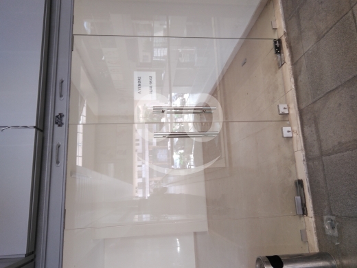 محل تجاري 72م2 مع موقف سيارات | 72m2 Commercial Shop with Covered Parking