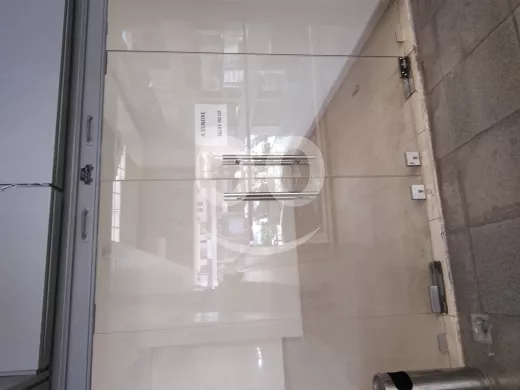 محل تجاري 72م2 مع موقف سيارات | 72m2 Commercial Shop with Covered Parking