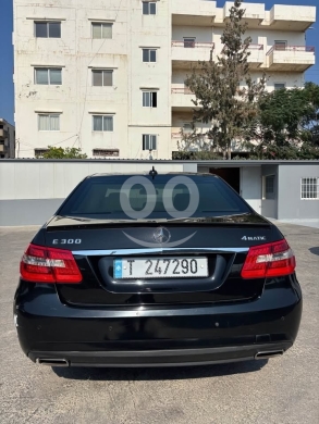 Mercedes E300 2012 — 4