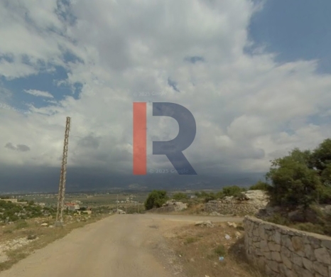 R9-3879 Land for Sale in Nakhleh – Koura, 1568 m², Zoning 20/40