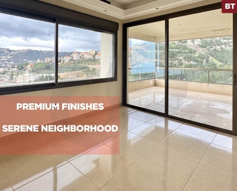 Premium living in a very high-end, perfectly maintained building with panoramic views. REF#BT132742