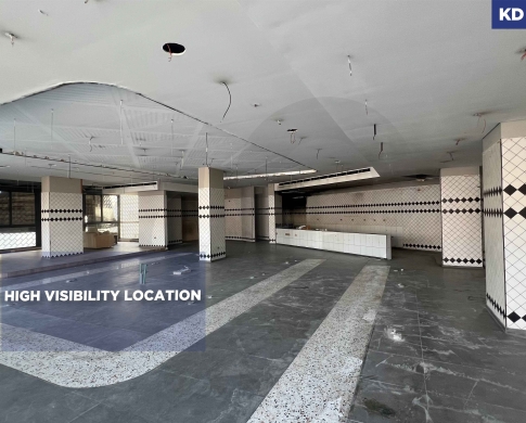 Showroom/Dbaye/ضبية/ prime location/ REF#KD135330 !