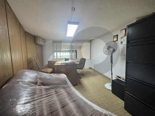 Showroom for sale in Hazmieh on the main road/الحازمية -REF#JS133225 ! — 2