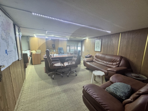 Showroom for sale in Hazmieh on the main road/الحازمية -REF#JS133225 ! — 3