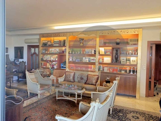Heating system/Yarzeh/يرزة/semi furnished ! REF#GG132523 ! — 2