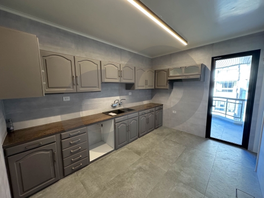 Parking, elevator, AC, balcony,Ain Al Mraiseh/عين المريسة REF#OI131439 — 8