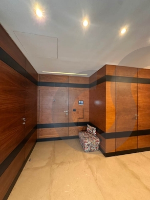 Beirut- Sanayeh/الصنايع High Floor Prime Location New Building Payment Facilities — 4