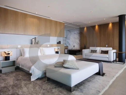 Luxury at it's Finest / Waterfront City / Best Port View REF#CE98161 — 4