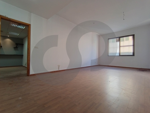 ‎PRIME LOCATION!! Offices for rent!!! Zouk mikael REF#BM126776 — 2