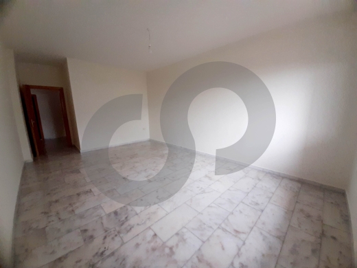 335 sqm Apartment for Sale or Rent in Adma | Spacious with Sea View, Balcony & Garden… — 9