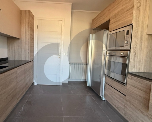 Spacious 175 sqm Apartment in Prime Upper Fanar — 2