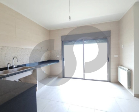 quiet apartment with an unobstructed view REF#OU123651 — 4