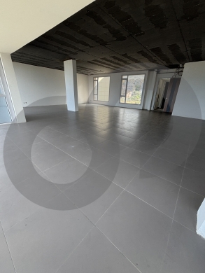 OFFICE - PRIME LOCATION IN DBAYEH ! REF#DF120297 — 4