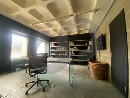 duplex office - high ceiling , bright & sunny- Achrafieh REF#HJ119764 — 5
