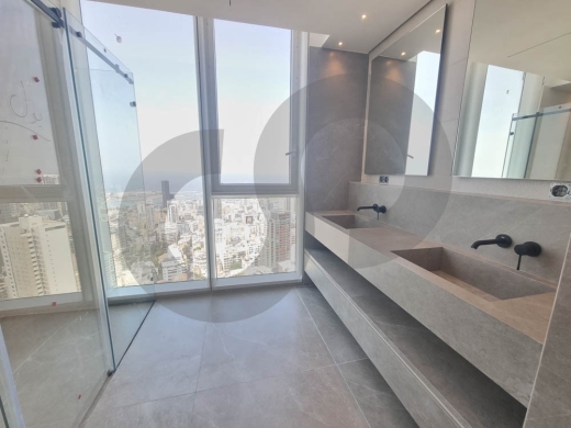 Luxurious 350SQM with Panoramic View in Sama Beirut/بيروت — 8