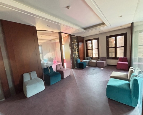 Furnished Office/High Floor/Beirut/Downtown-وسط المدينة/REF#AU139867 — 3